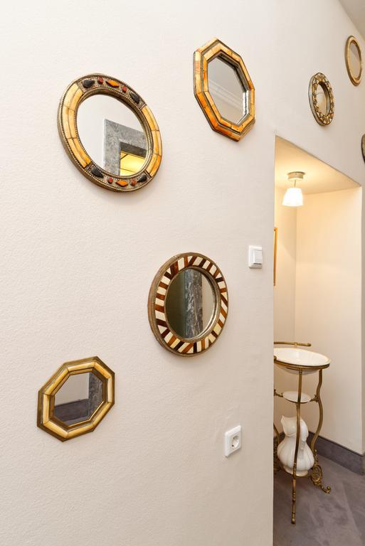 Neoclassical Luxury Apartment Lublaň Exteriér fotografie
